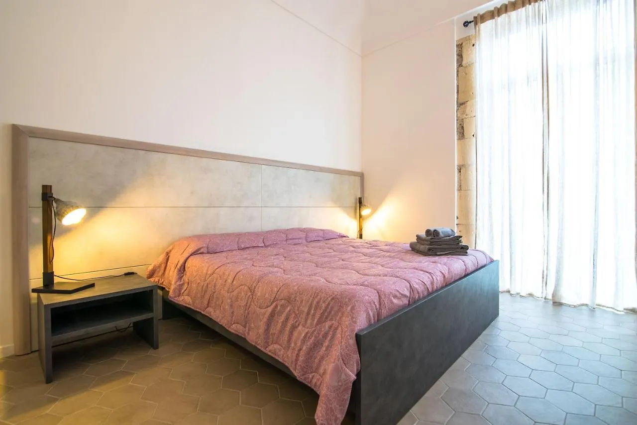 Guest house Dimora Di Levante- Ortigia Holidays Syracuse